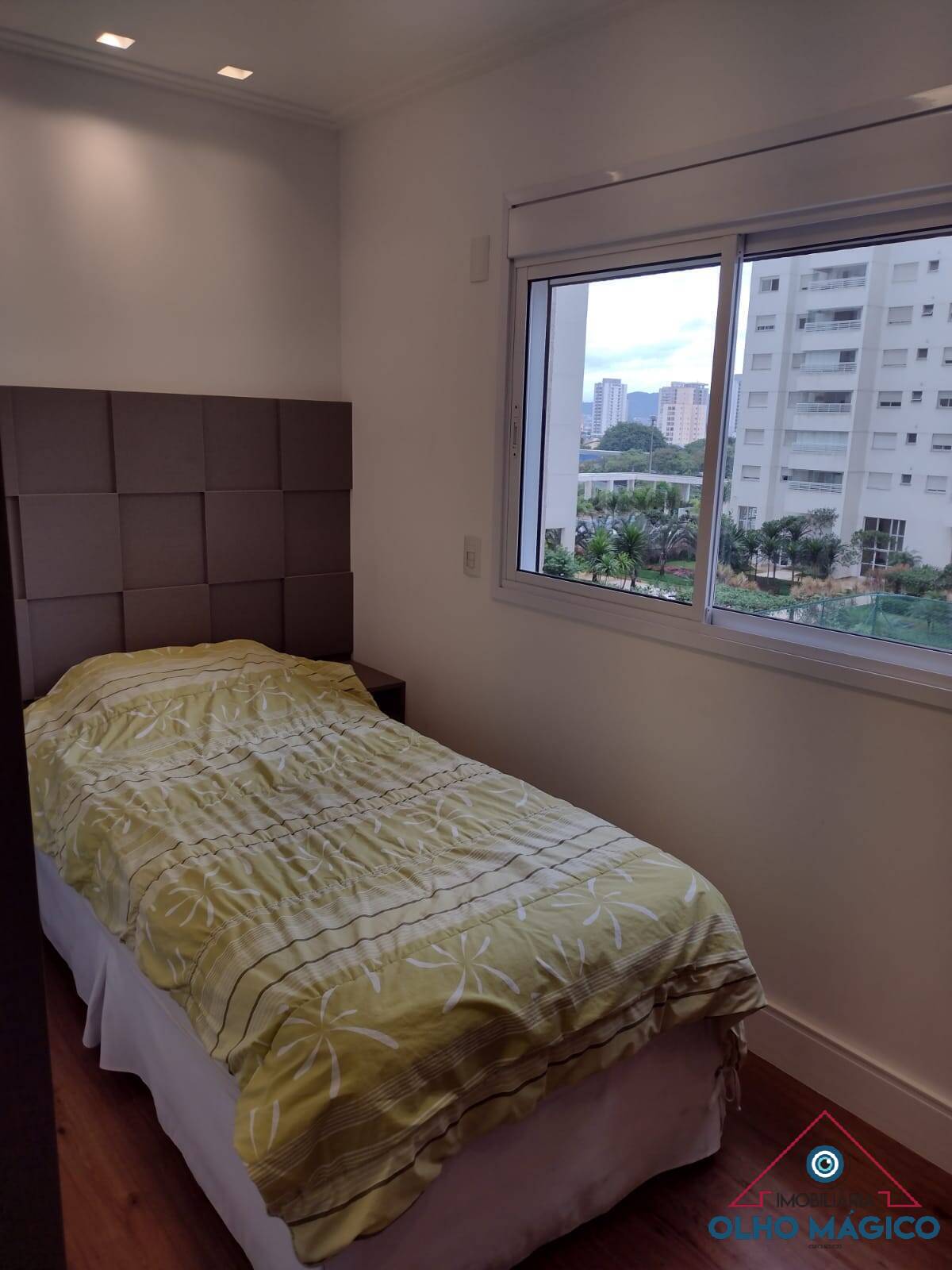 Apartamento à venda com 3 quartos, 110m² - Foto 10