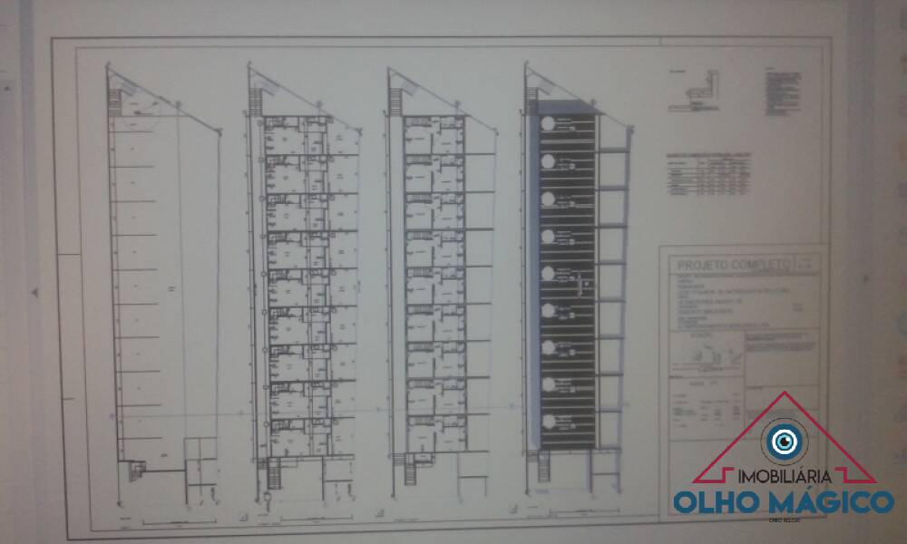 Terreno à venda, 450m² - Foto 1