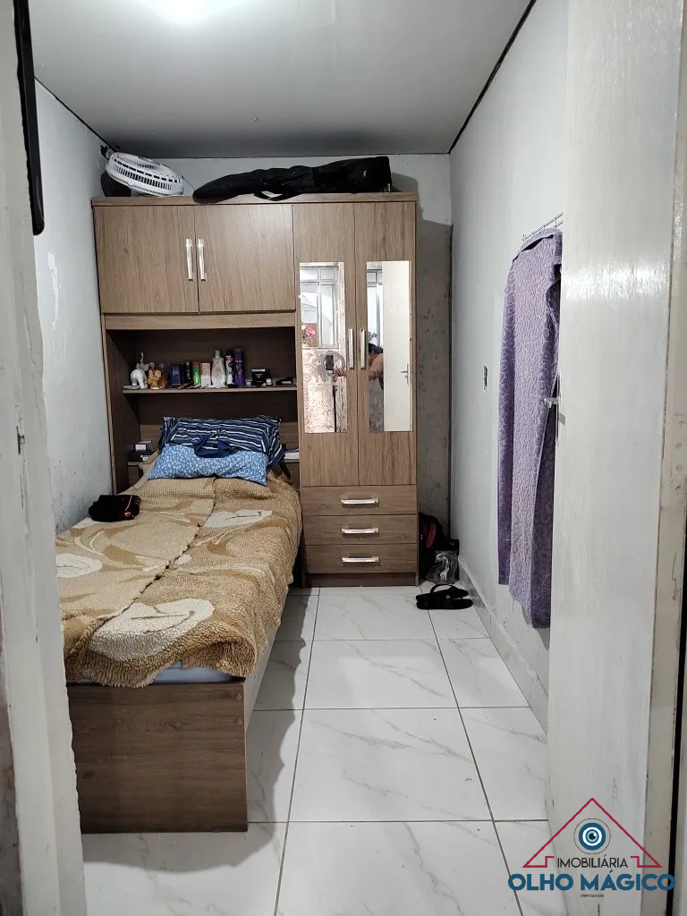 Casa à venda com 5 quartos, 125m² - Foto 1