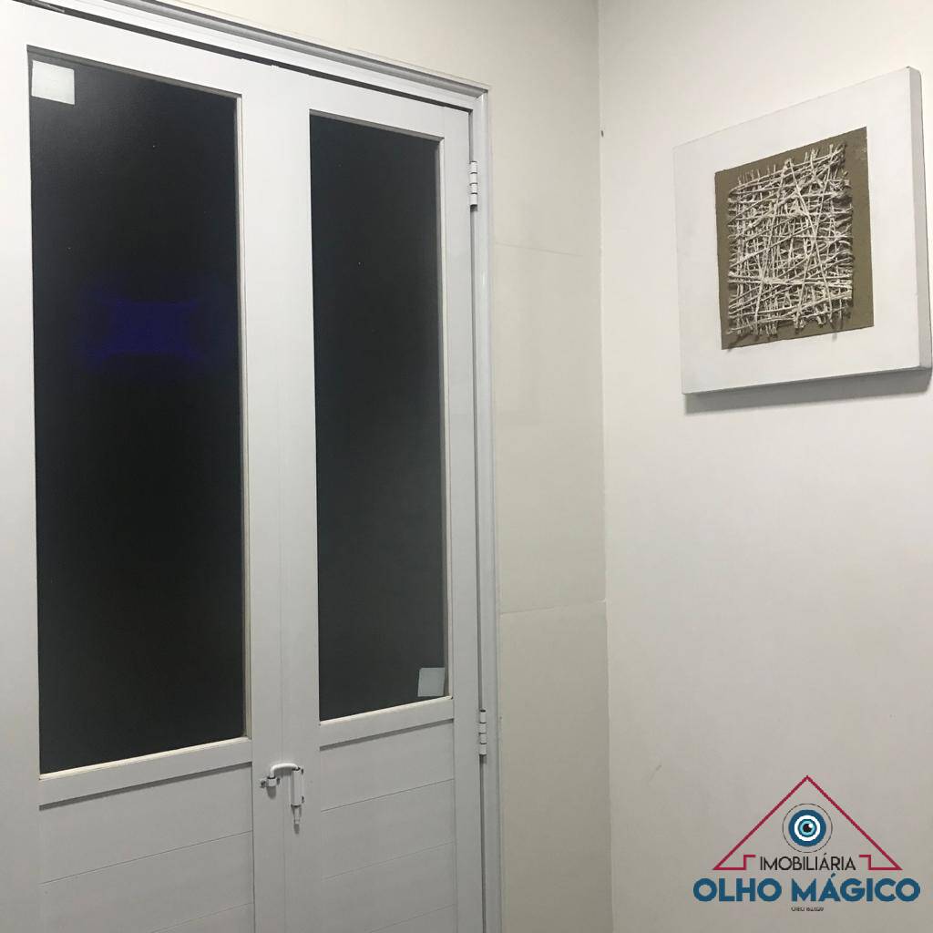 Sobrado à venda com 3 quartos, 200m² - Foto 11