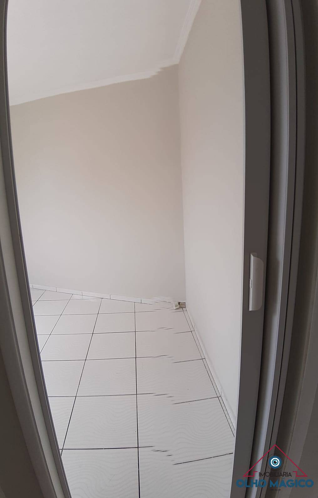 Apartamento à venda com 2 quartos, 64m² - Foto 8