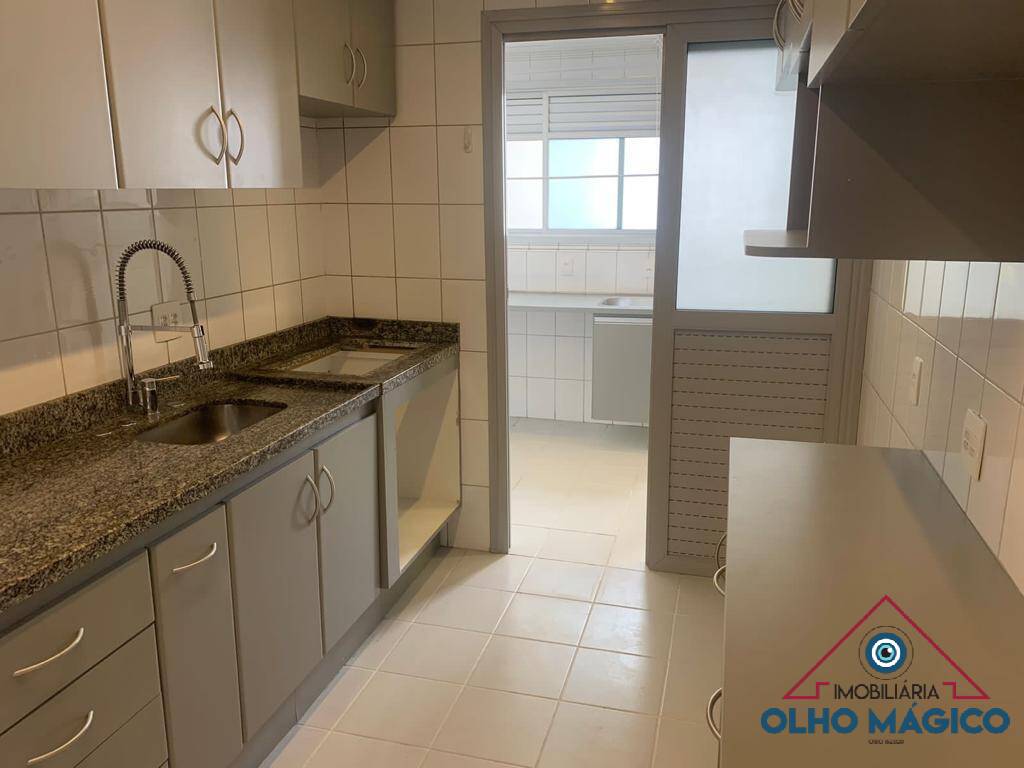 Apartamento à venda com 3 quartos, 113m² - Foto 22