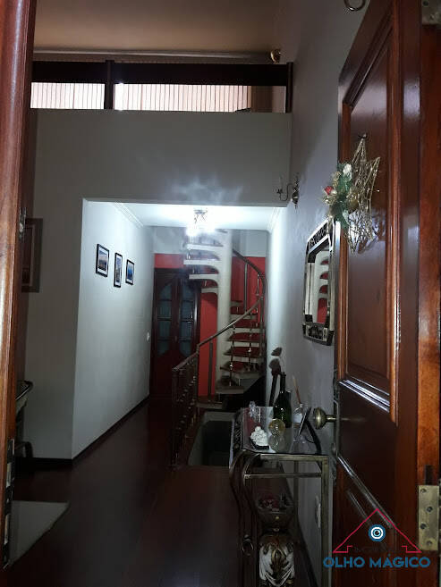 Sobrado à venda com 3 quartos, 330m² - Foto 43