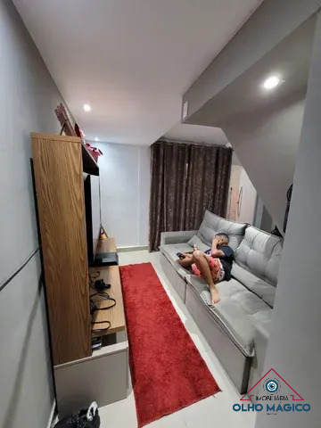 Sobrado à venda com 3 quartos, 150m² - Foto 1