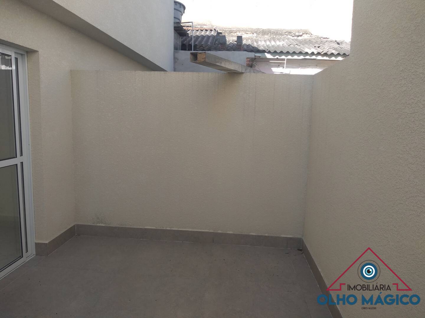 Sobrado à venda com 2 quartos, 64m² - Foto 2