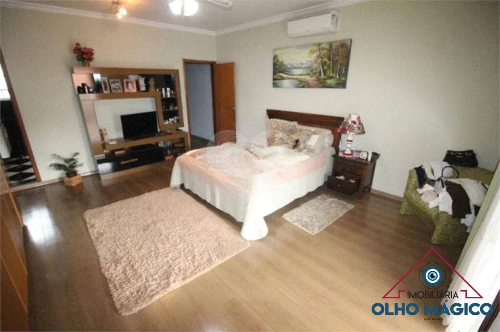 Sobrado à venda com 4 quartos, 250m² - Foto 19