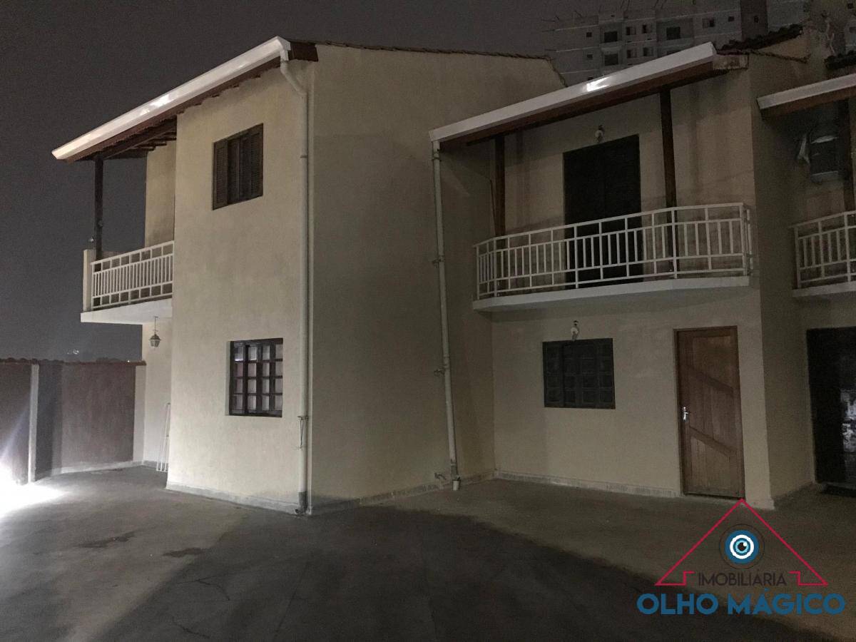 Casa de Condomínio à venda com 3 quartos, 113m² - Foto 2