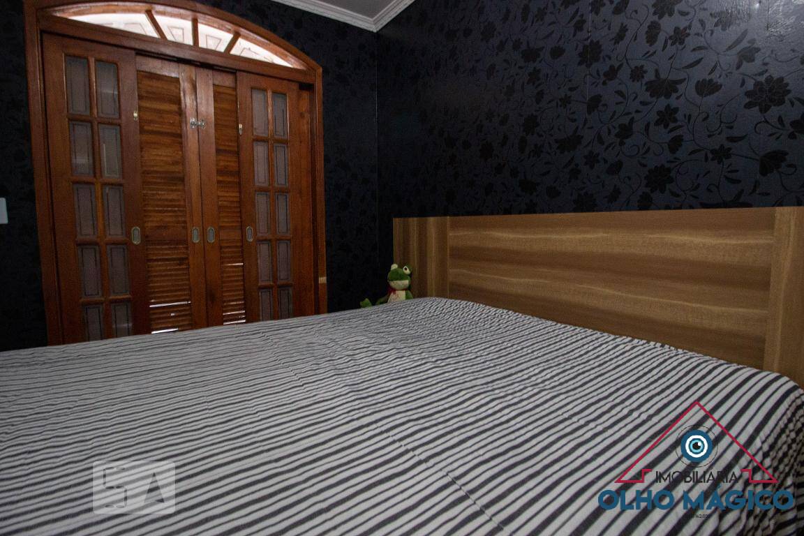 Sobrado à venda com 4 quartos, 201m² - Foto 4