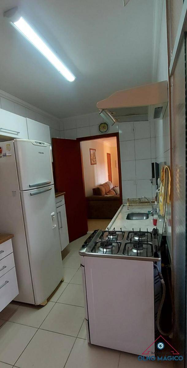 Apartamento à venda com 2 quartos, 65m² - Foto 10