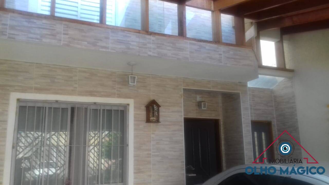 Sobrado à venda com 3 quartos, 150m² - Foto 2