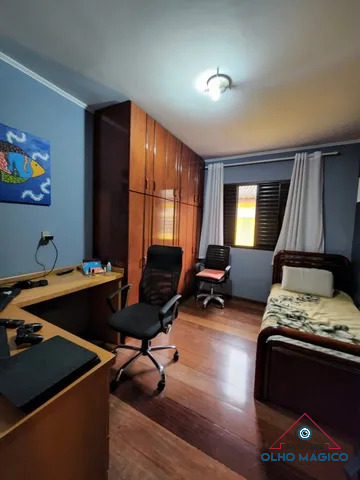 Casa à venda com 4 quartos, 300m² - Foto 8