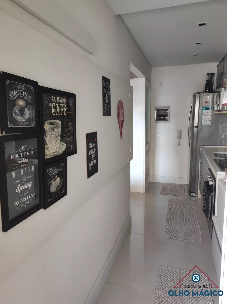 Apartamento à venda com 2 quartos, 77m² - Foto 3