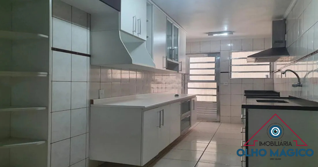 Casa à venda com 3 quartos, 162m² - Foto 10