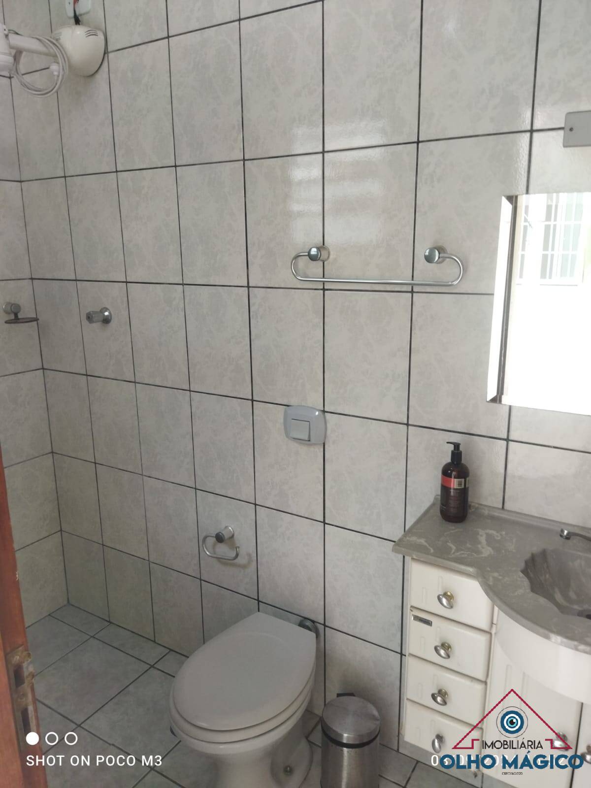 Casa à venda com 3 quartos, 200m² - Foto 4