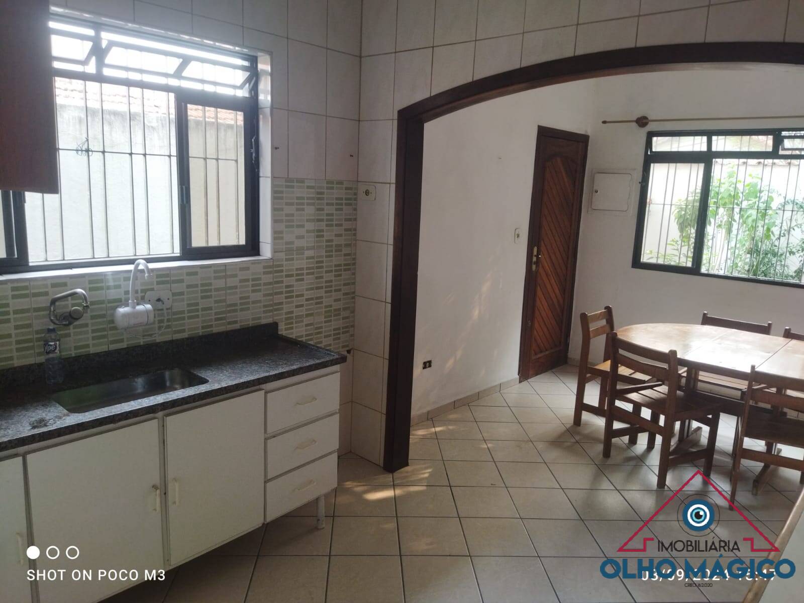 Casa à venda com 3 quartos, 200m² - Foto 18