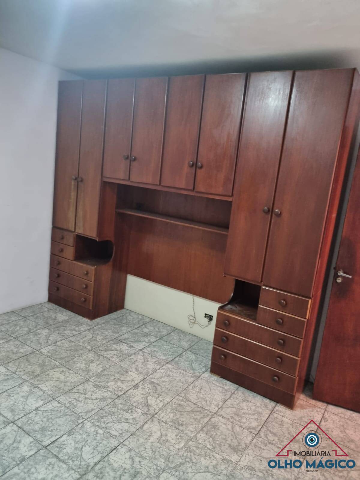 Apartamento à venda com 2 quartos, 64m² - Foto 4