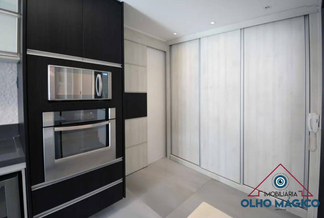 Apartamento à venda com 3 quartos, 137m² - Foto 12