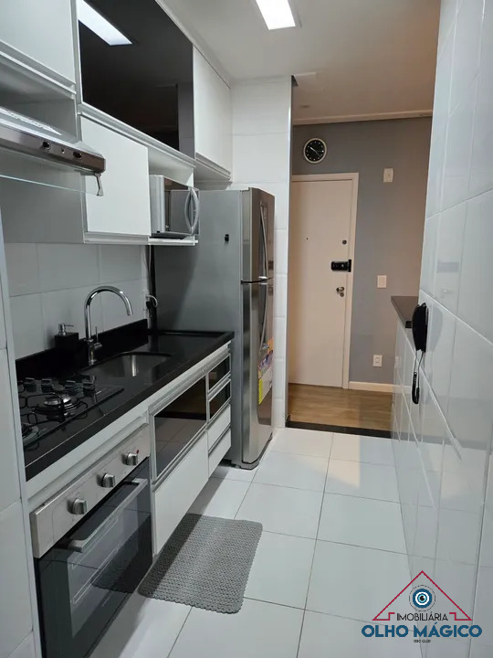 Apartamento à venda com 2 quartos, 57m² - Foto 2