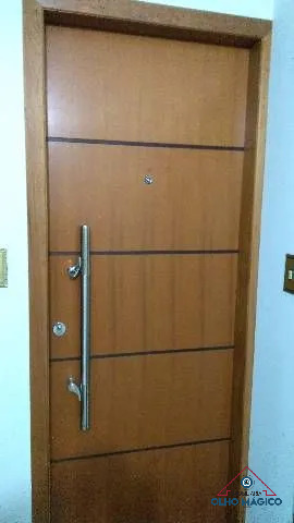 Apartamento à venda com 3 quartos, 70m² - Foto 1