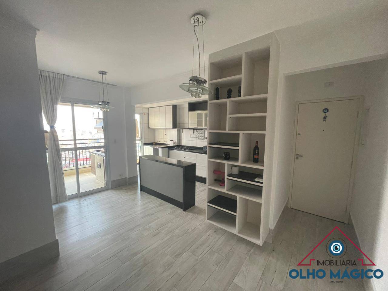 Apartamento à venda com 3 quartos, 72m² - Foto 2