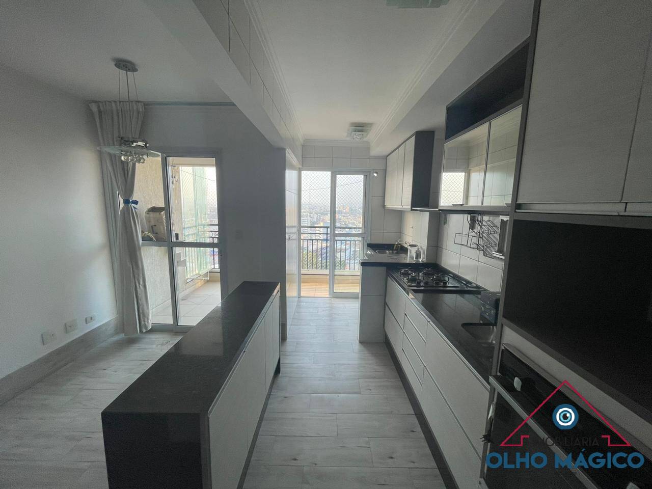 Apartamento à venda com 3 quartos, 72m² - Foto 3