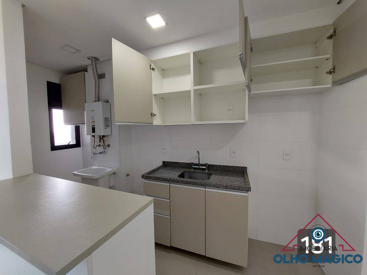 Apartamento à venda com 2 quartos, 53m² - Foto 2