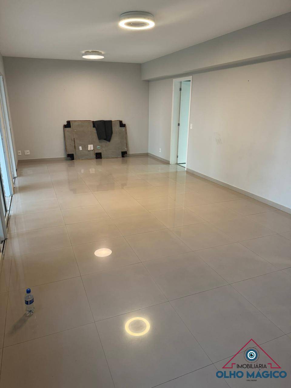 Apartamento para alugar com 4 quartos, 194m² - Foto 11