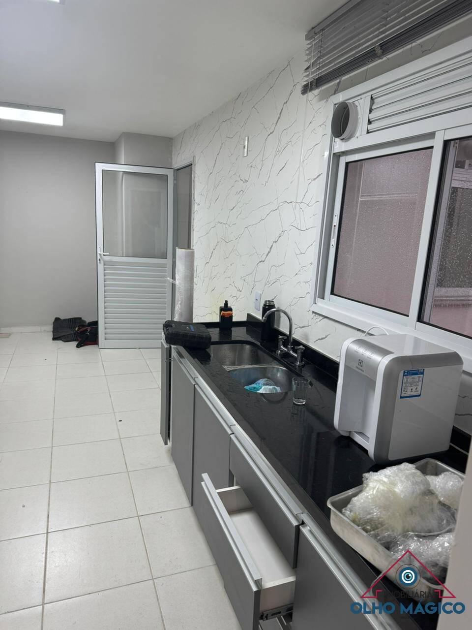 Apartamento para alugar com 4 quartos, 194m² - Foto 12